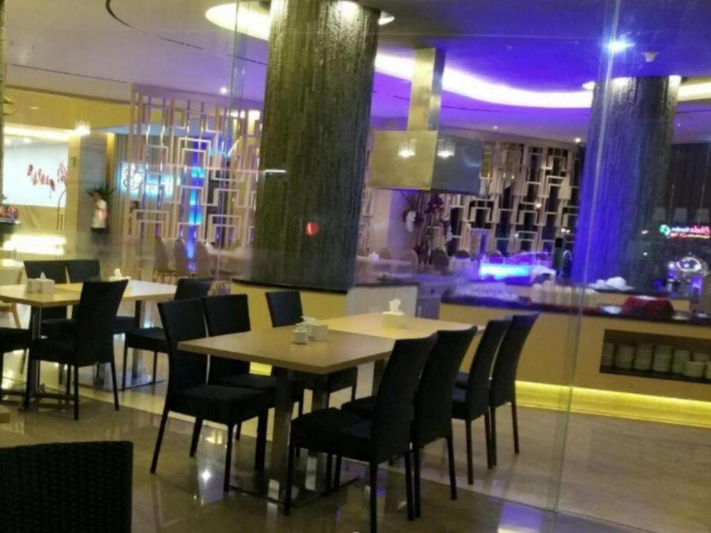 89 Hotel Batam Nagoya Eksteriør billede