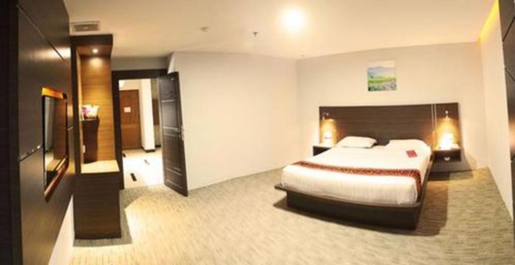 89 Hotel Batam Nagoya Eksteriør billede