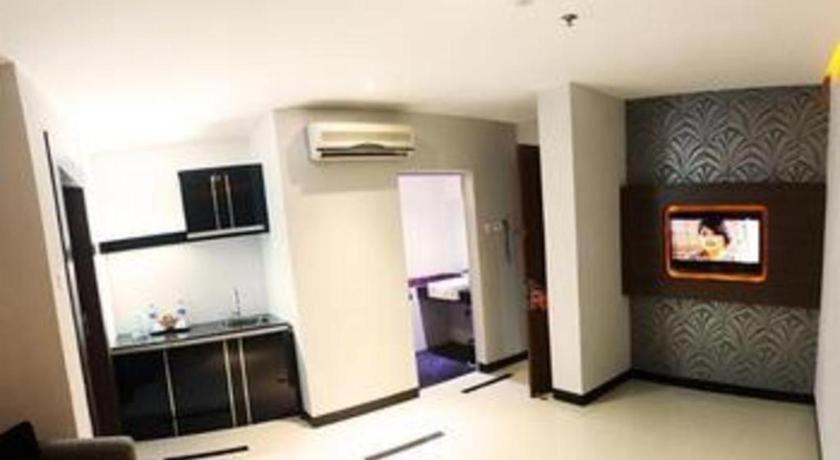 89 Hotel Batam Nagoya Eksteriør billede